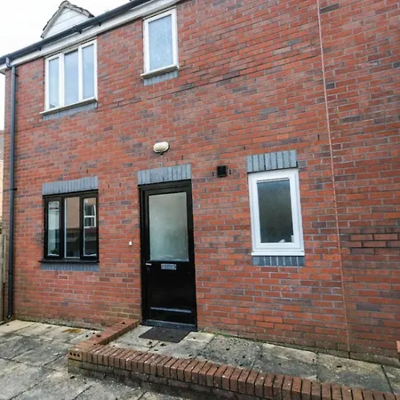 Frances Mews - Location Long By Shortstayuk * Bristol